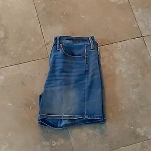 Mossimo  jean shorts